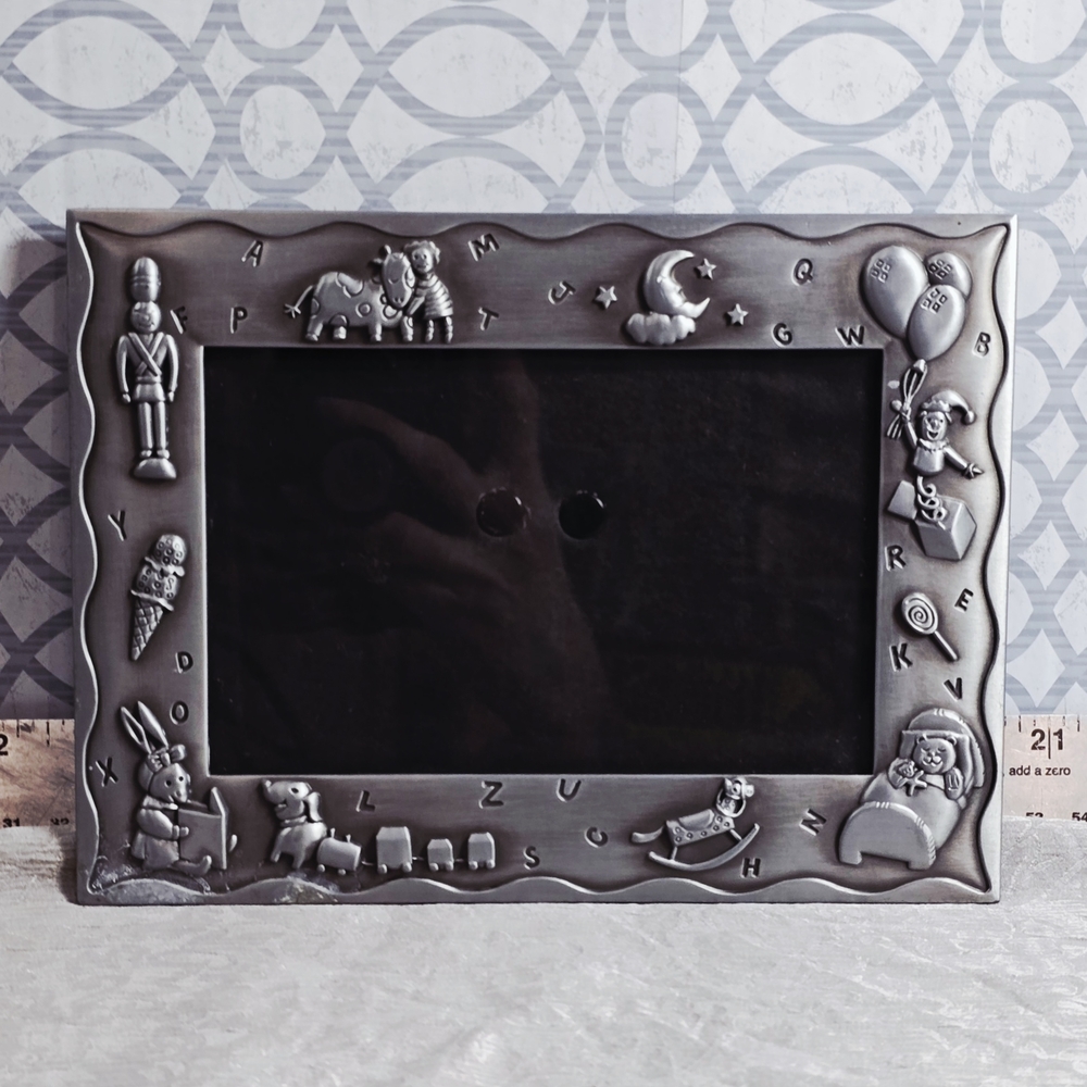 Vintage Malden Pewter 4x6 Baby Picture Frame Nursery Alphabet Toy Decor